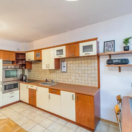 Family House *