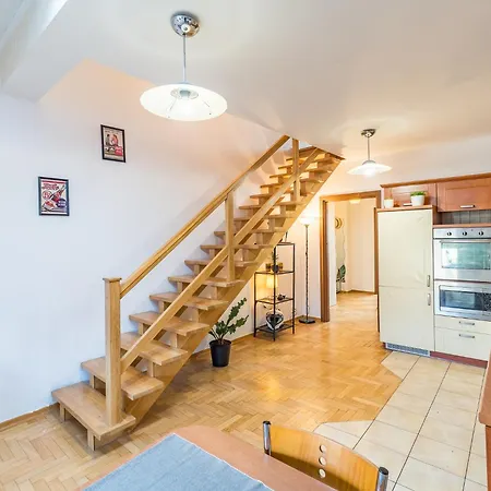 Apartament Family House *